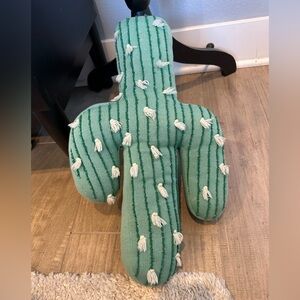 Pillowfort Cactus-shaped 20” decorative throw pillow